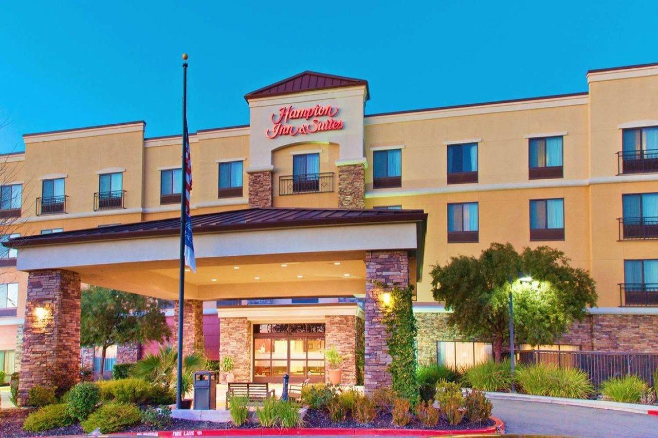 Hampton Inn & Suites Roseville Bagian luar foto
