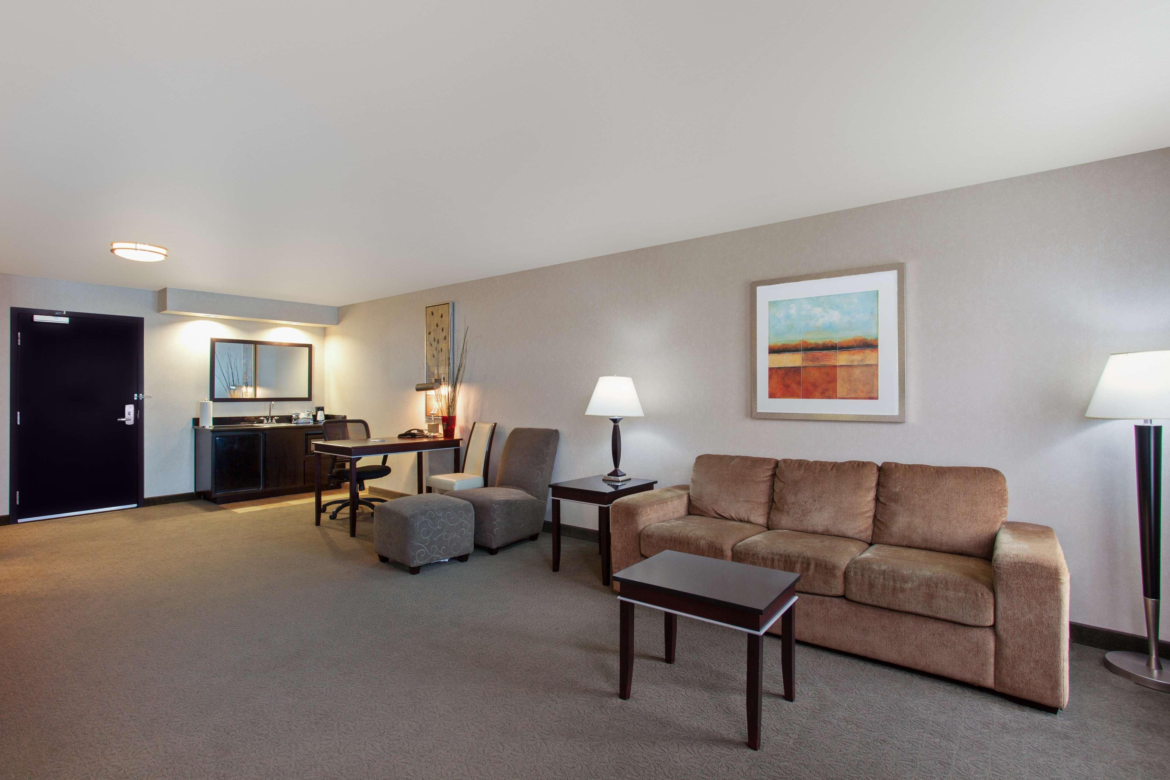 Hampton Inn & Suites Roseville Bagian luar foto