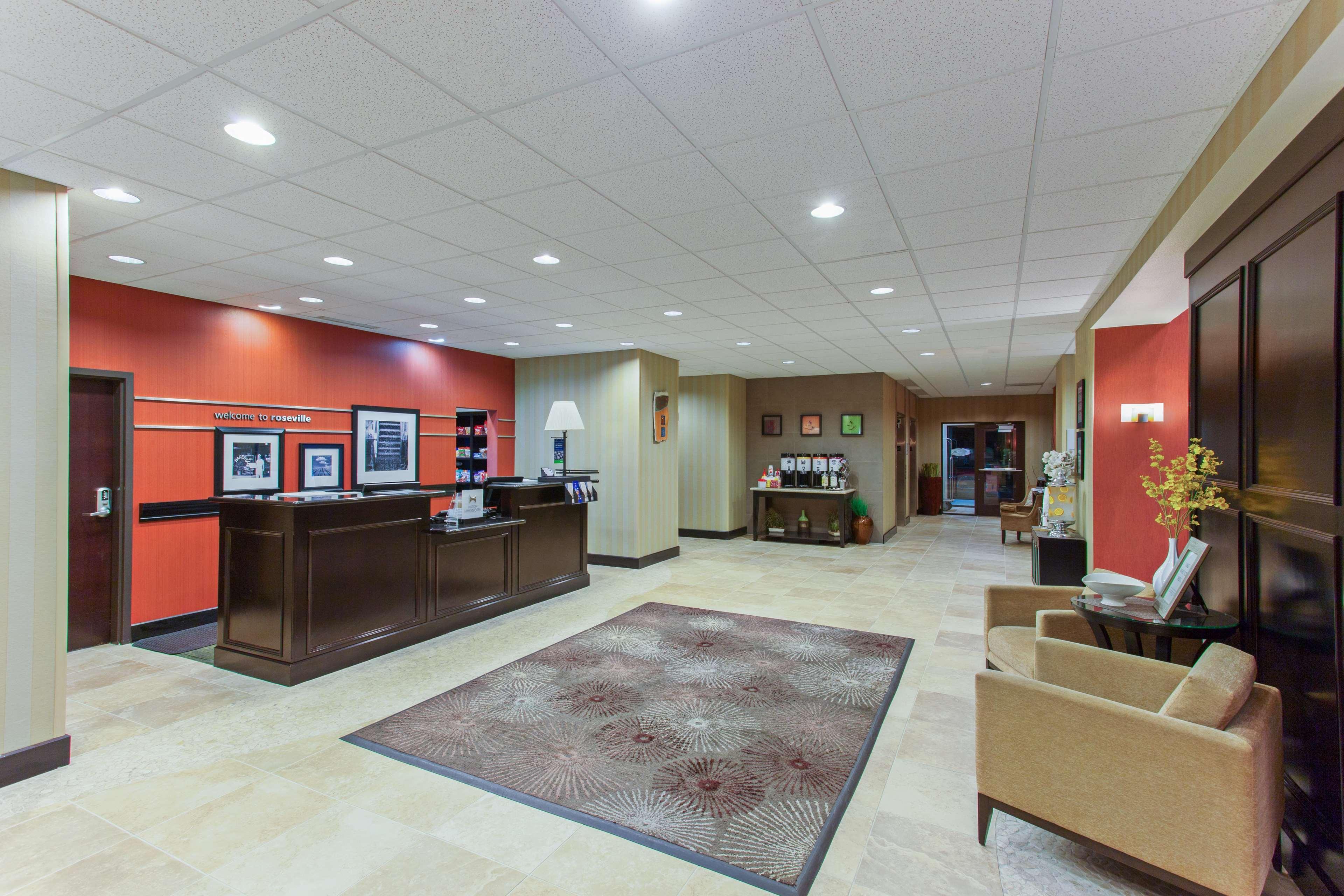 Hampton Inn & Suites Roseville Bagian luar foto