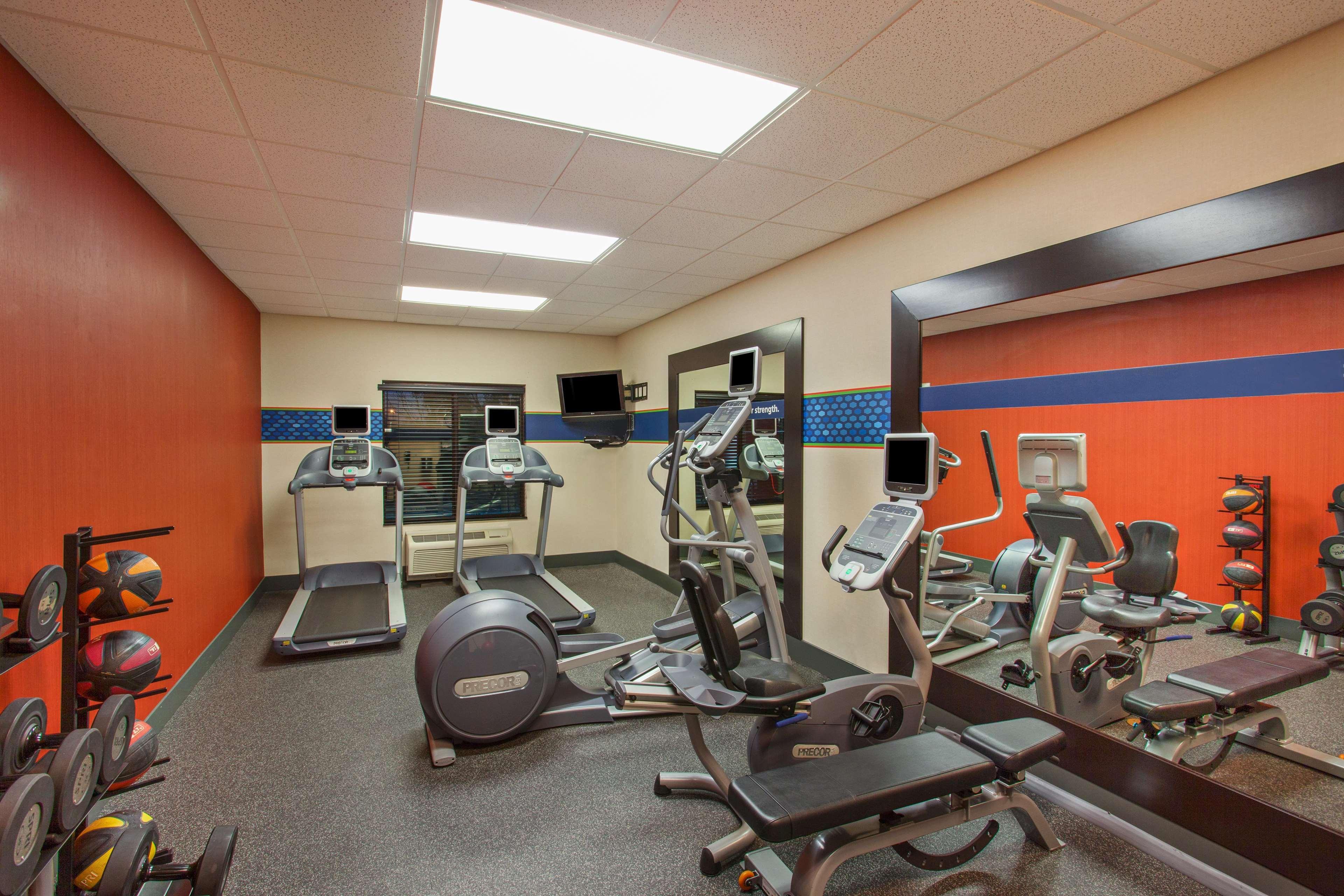 Hampton Inn & Suites Roseville Bagian luar foto