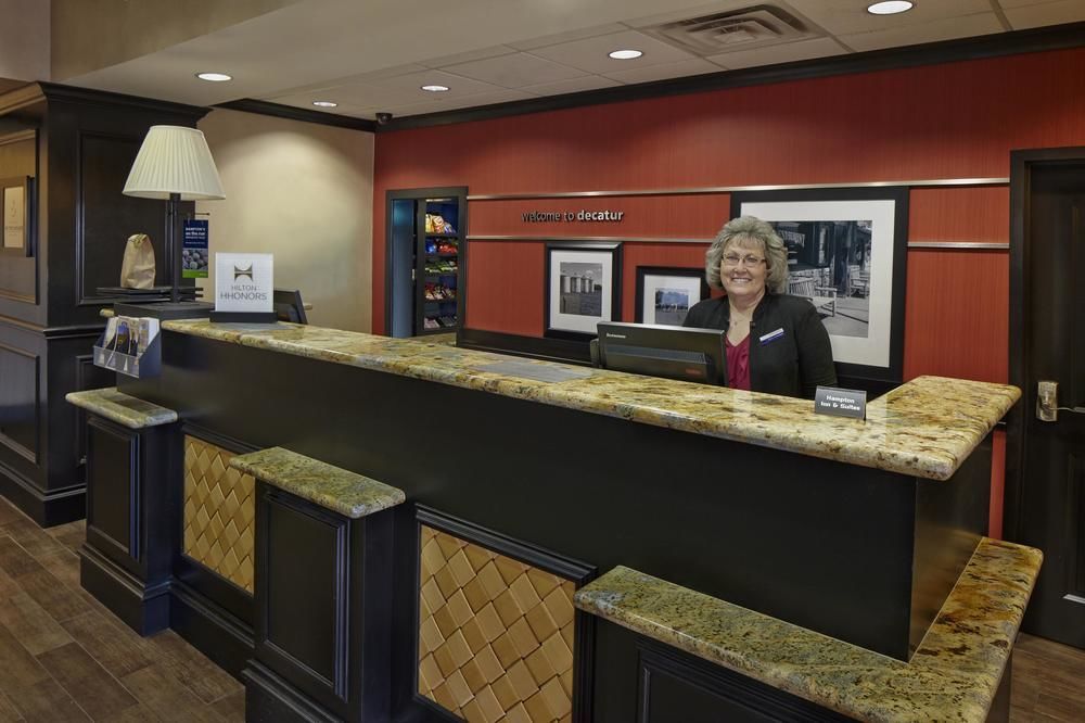 Hampton Inn & Suites Roseville Bagian luar foto